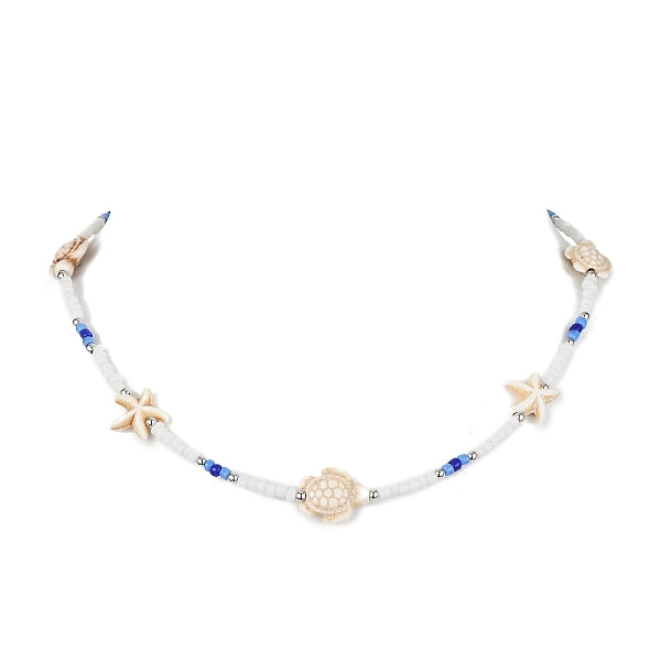 Collier de perles synthétiques tortue et étoile de mer et graines rondes