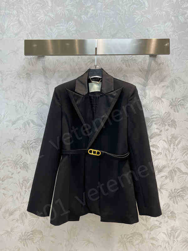 Brand Womens Blazer Vintage Slim Fit Blazer Retro Shawl Collar Fashion Luxury Fashion Jacket Temperament Designer Women Clothing