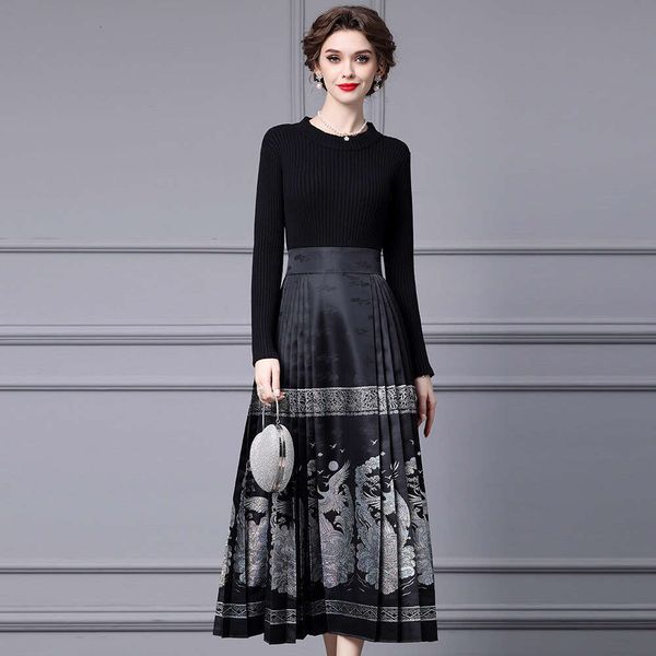 Black Knitted Splicing High Waist Slimming Big Swing New Chinese Style Horse Face Skirt Long Dress Autumn 2024 SKINNY DRESS High Waist Dress