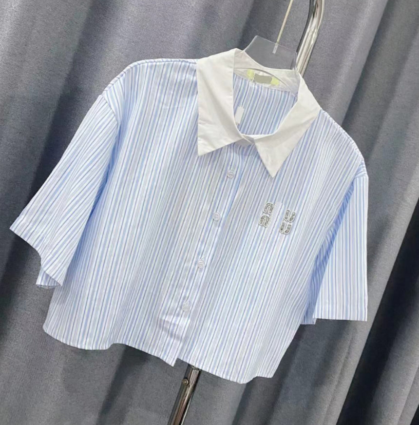 Luxury women&#039;s short sleeved shirt designer T-shirt summer short top fashion vertical stripe contrasting collar short shirt