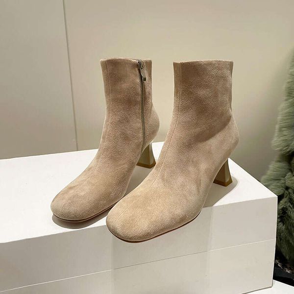 Arden Furtado 2024 Sheep suede Short Square-head Side zipper Chunky heels Modern Simple style Large size boots