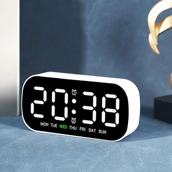 Digital alarm clock USB power supply temperature date bi weekly alarm night mode nap clock 5-level brightness 12-24H LED clock 241212