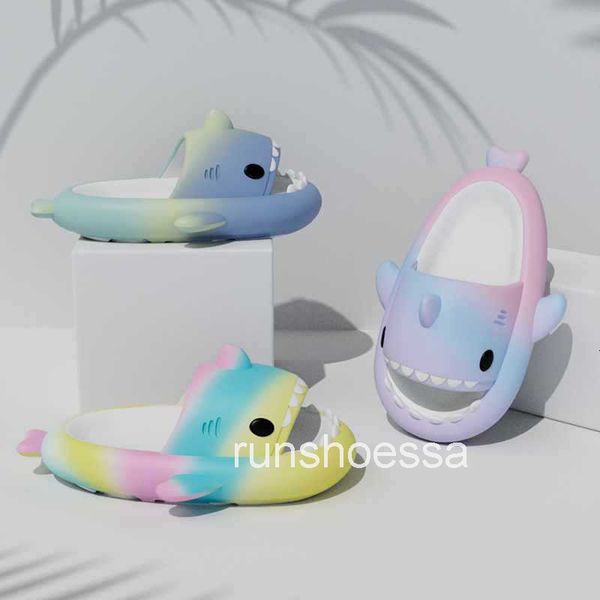 New Summer Gradient Shark Slippers EVA Anti-Skid Flip Flops Couple Beach Slides Outdoor Indoor Household Women Sandals Man Shoes