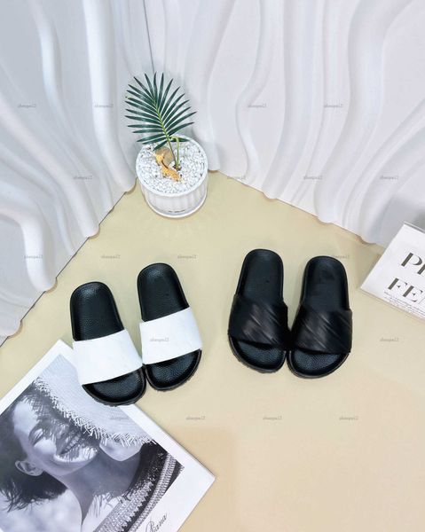 Luxury kids slippers summer Letter gravure printing baby shoes sizes 26-35 Including shoe box designer boys girls Sandals