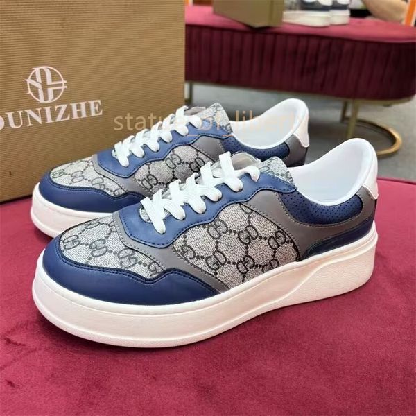 Luxury Brand Designer 23ss Womens Flat Shoes Low Top Casual Walking Sneakers Outdoors Fashion Little White Shoes Men Lace Up Flat Bottom Cou