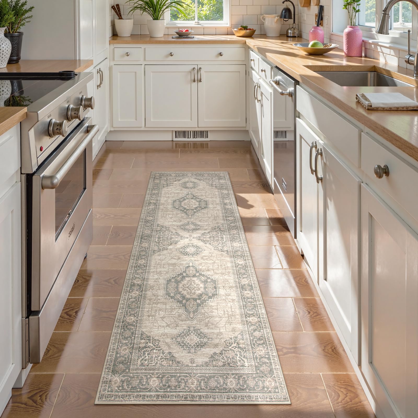 Lahome Oriental Kitchen Runner Rug Non Slip, 2x5 Washable Hallway Runner with Rubber Backing, Vintage Hallway Rug Ultra-Thin Soft Carpet for Bedroom B