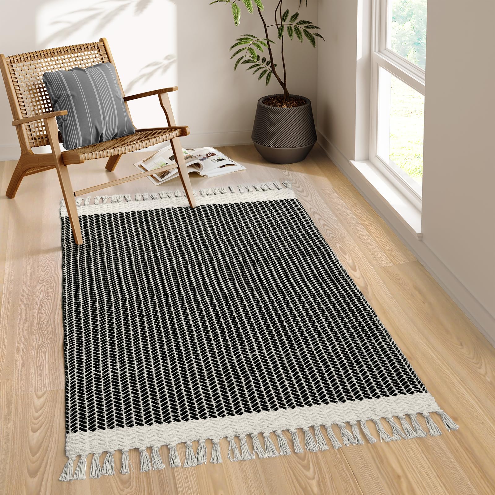 Lahome Boho Entryway Rug, 3x5 Rugs for Bedroom Lightweight Washable Throw Rug Woven Cotton Bathroom Carpet with Tassels, Farmhouse Black and White Rug