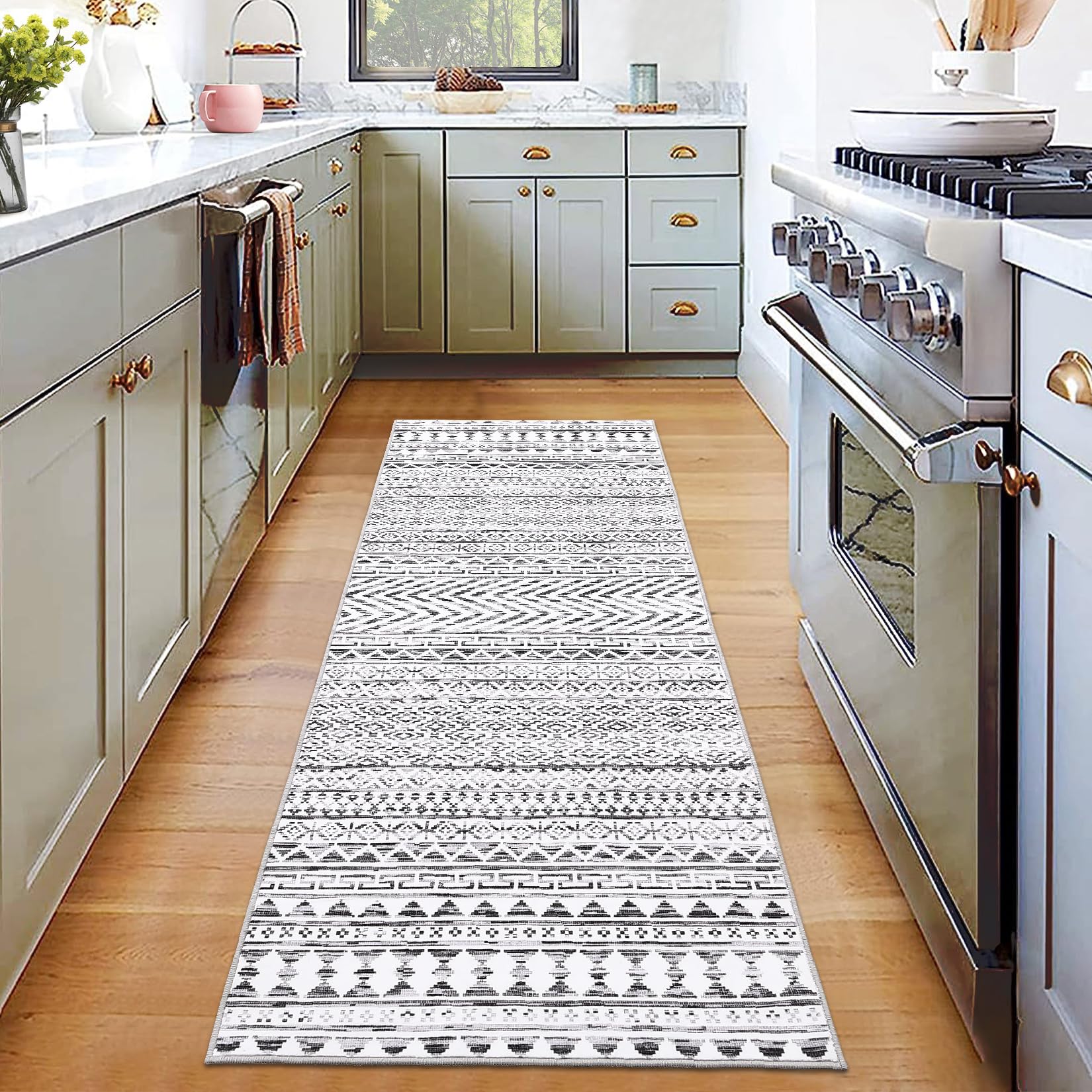 Garvee Runner Rug 2x6 Hallway Runner Rug Boho Washable Entryway Runners Indoor Soft Non Slip Floor Mat Low Pile Non-Shedding Kitchen Rug Laundry Long 