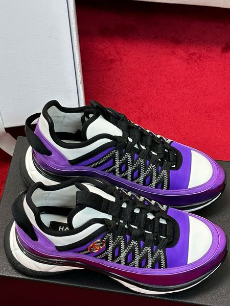 Top Sports Shoes para casais Sapatos casuais Design Design Designer Sapatos de sapatos com vários estilos bordados de estilos bordados da mo