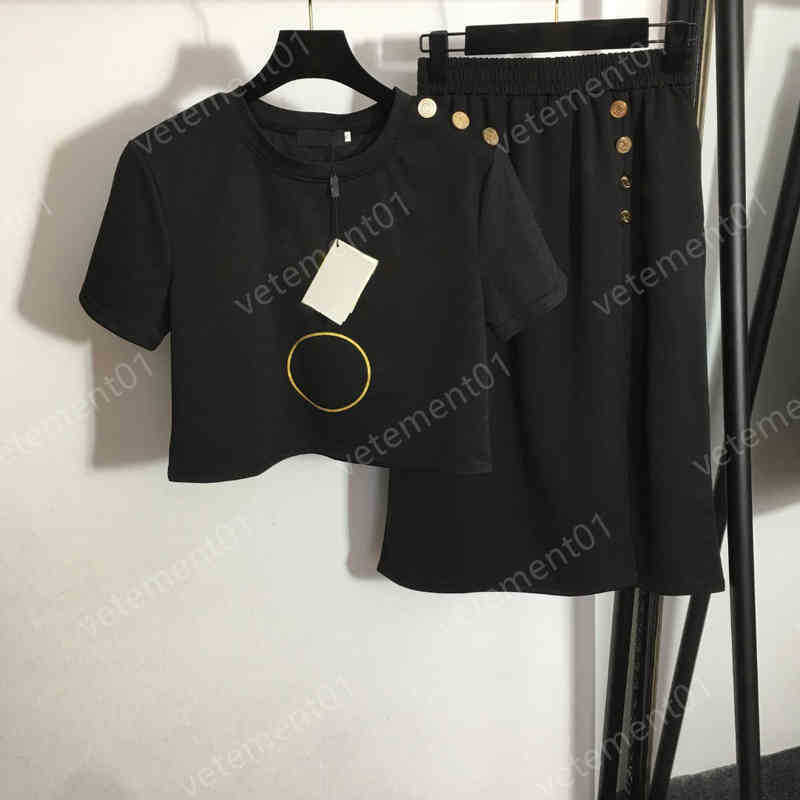 Womens Two Piece Dresses Bronzing Letter Print Short-sleeved T-shirt And High-waisted Skirts 2 Piece Sets Luxury Top Quality Designer Dresses For Wo