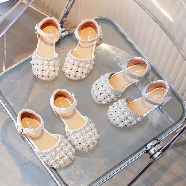 Crystal Single Shoes Summer Girls Fashion Princess Sapatos macios Crianças Pu Leather Love Pearl Baby Sandals Sandals H04233 250117