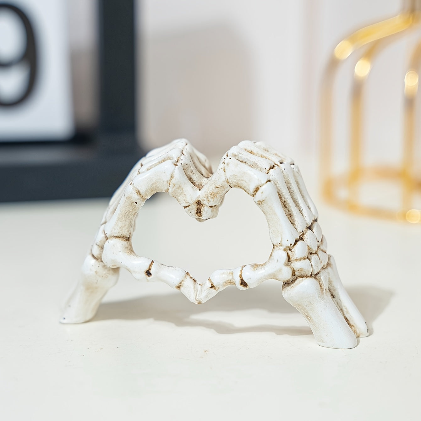 TEMU 1pc Love Gesture Skeleton Hand Resin Figurine - Decor, Ideal Valentine's Day Or Halloween Gift, Desktop Decor, Festival Gift,