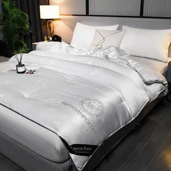 GraspDream New High-end luxury 100% White Mulberry Silk Quilt Duvets Winter Thicken Keep warm Comforters King Queen Full SizeXJ241024
