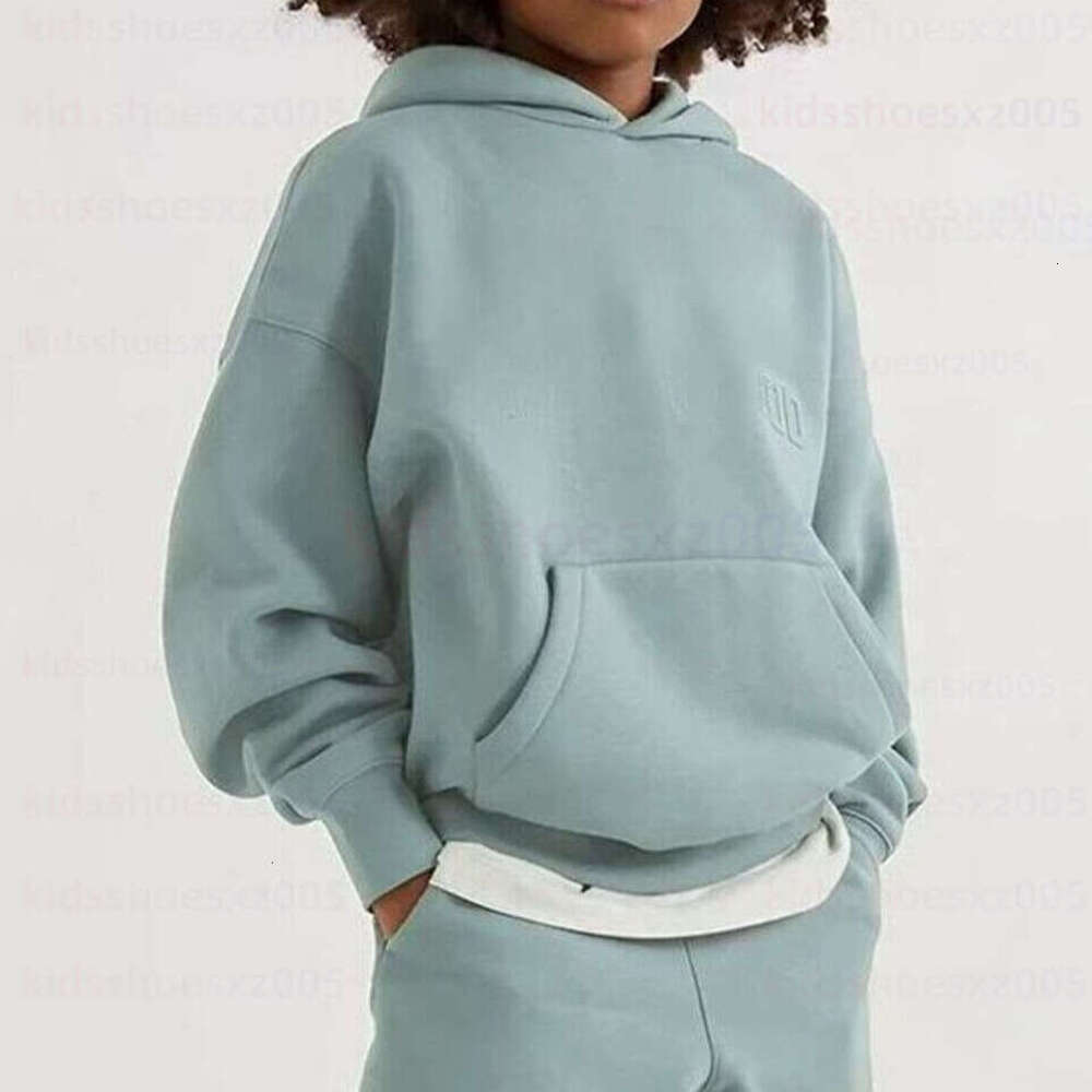 Kid Essential Essentialsas Hoodie Designer Doodie Essential Hoody Doudoune Graphic Tee Monterex Tracksuit Polo Shirt Niki Tech Childrens Sweatshirt