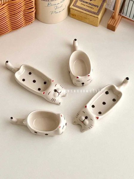 Korean Three-dimensional Cute Cat Ceramic Dipping Saucer Tableware Seasonings Flavor Plate Soy Sauce Vinegar Sauce Small Plate Y240902