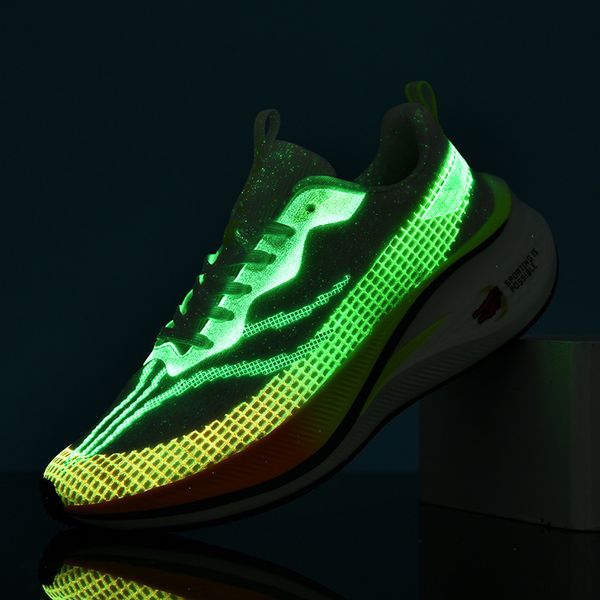 High quality carbon plate luminous running shoes, new soft elastic cushioning, anti slip and wear-resistant sports shoes36-45 5
