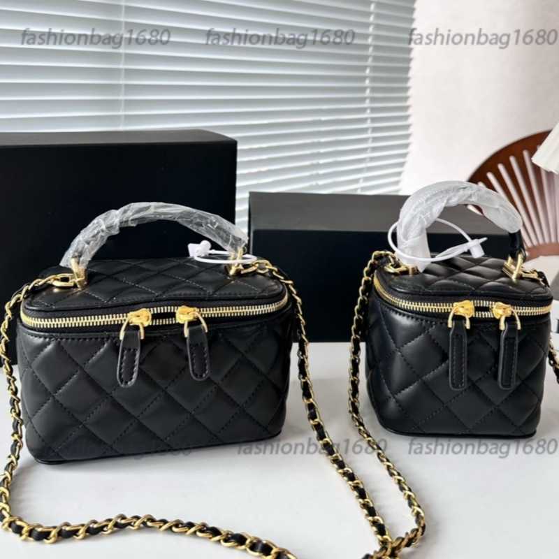 Shoulder Bags Women Crossbody Bags Shoulder Handbags Designer Luxury Mini Portable Cosmetic Lipstick Bag Sheepskin Black Ladies Fashion Small Purses
