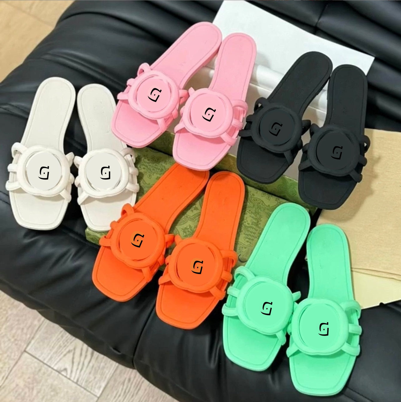 Summer New G Family Flat Sandals Slippers Ins Style One Word Jelly Holiday Outerwear Anti slip Women&#039;s Shoes Colorful Leather Shoes Size 35-42