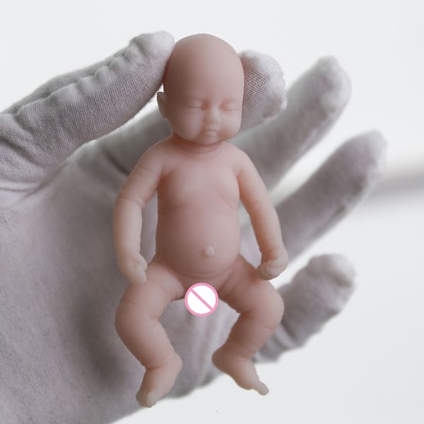 Dolls Mini Doll Fit For 4inch 5cm Rebone Baby Soft Reborn 100 Silicon Bebes Blank Nopainted Anti Stress 230630