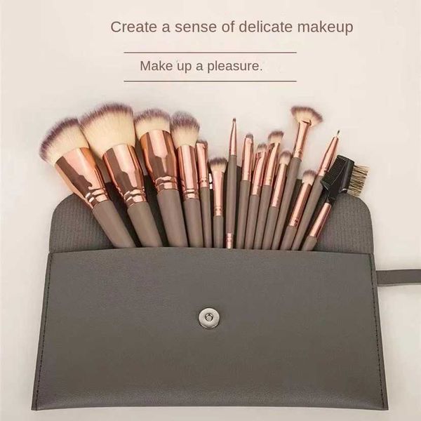 Makeup Brush Set 15 Soft Hair Loose Powder Bs Eyeshadow Concealer Brush Makeup Eyebrow Brushs Portable complete BeautyC250111