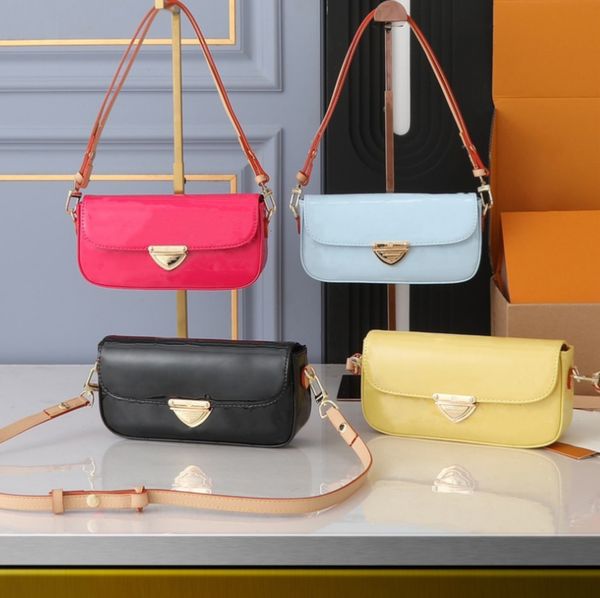 Luxury Designer Malibu Pochette bag Women shoulder bags Fashion Classic Patent leather Crossbody Purses Lady Totes Handbag99