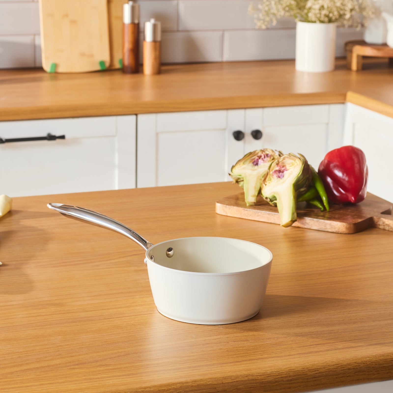 Karaca Swiss Crystal Almond Cream Saucenpfanne 16 Cm