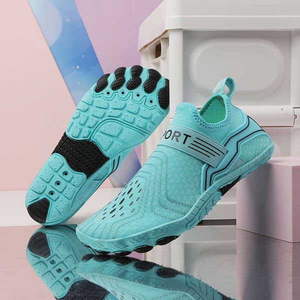 2024 Women Women Aqua Aqua Barefoot Light Sports Software Soft Fothware Summer Anti-Slip Outdoor Beach Sapatos Tamanho 35-42 54341