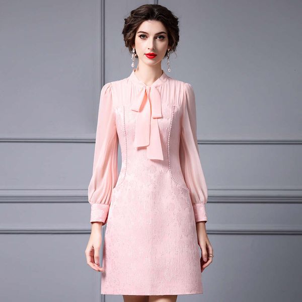 Pink Socialite Temperament Collar Bow Tie High Waist Slimming Nail Bead Dress Autumn 2024 New Item Waist Self-cultivation Silk Dress Lace Dr
