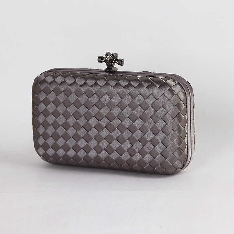 Clutch Fashion Twisted Rope Head Knitted Small Square Shoulder Bag Silk Texture Handbag Classic Evening Bags Women s 231114