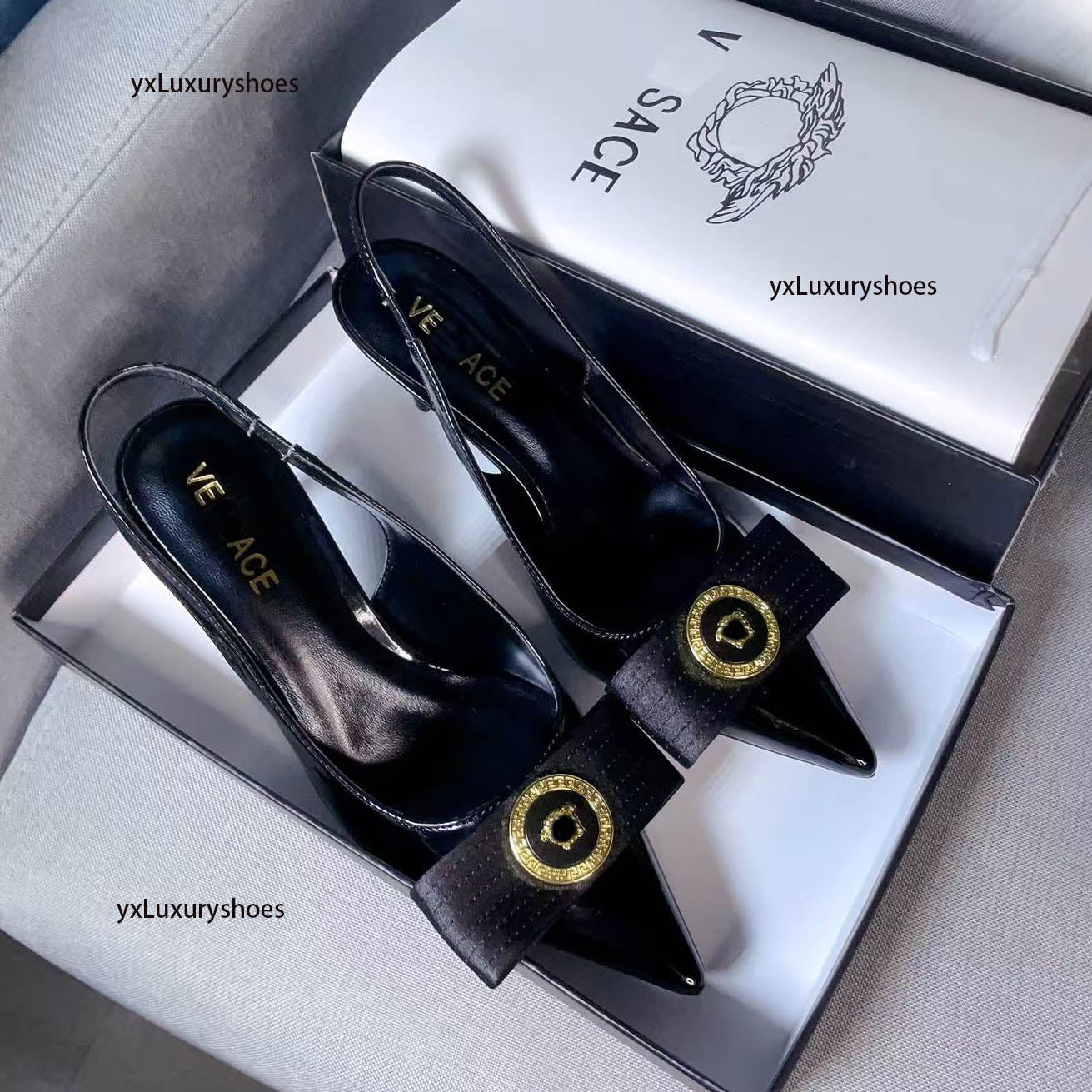 Parisian top fashion designer women&#039;s mid-heel summer Triangle sandals Medusa Decorative Upper Heels Women&#039;s high quality backless heels p