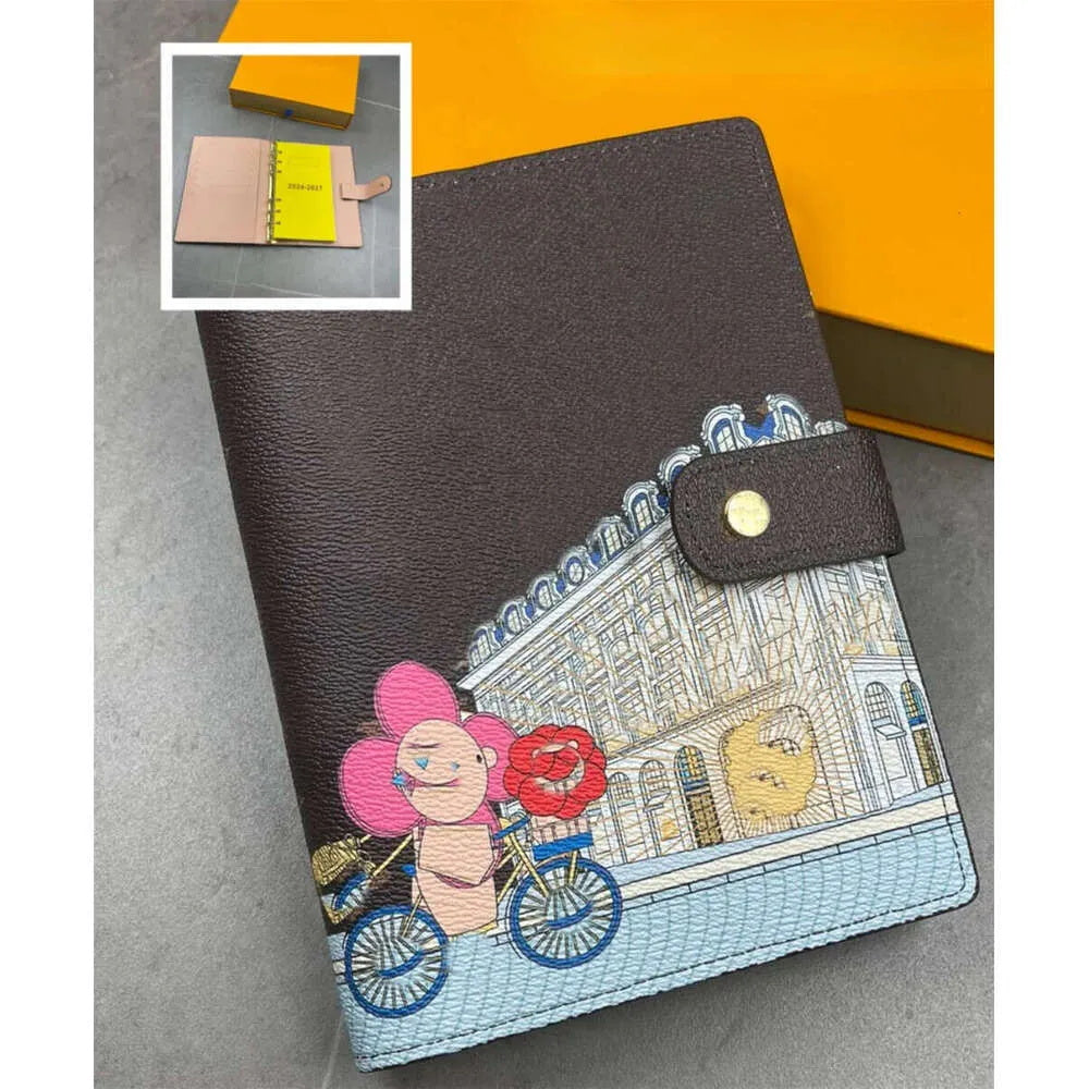 Designer Medium DESK AGENDA COVER Holders Memo Planner Men Women Cartoon Notebook Diary Agendas Protective Case Card Passport Holder Notepad colour