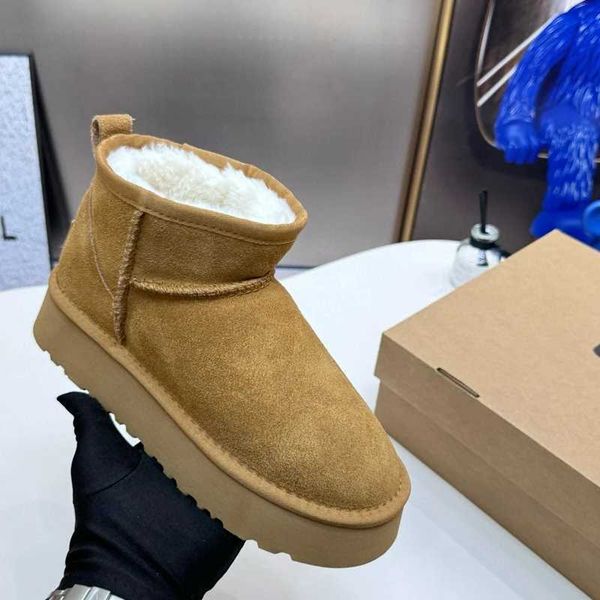 Boots Womens winter warm 4.5CM snow boots waterproof and non slip cotton womens padded platform ankle boots 35-42 Q241108