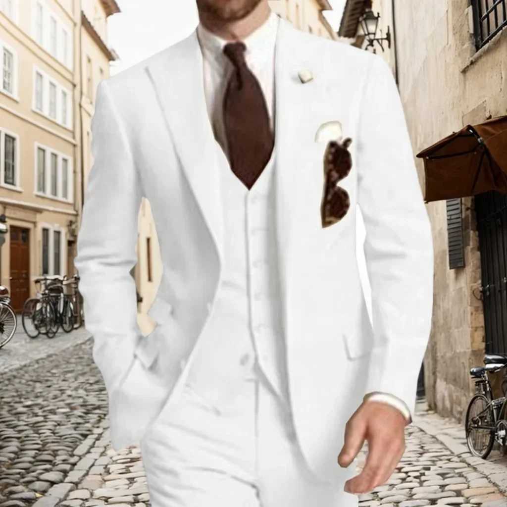 25ss Mens Suits Blazers Elegant 3-Piece Jacket Tank and Pants Set Top Collar Regular Slimming Evening Dress Wedding Party Mens Wear Q241206