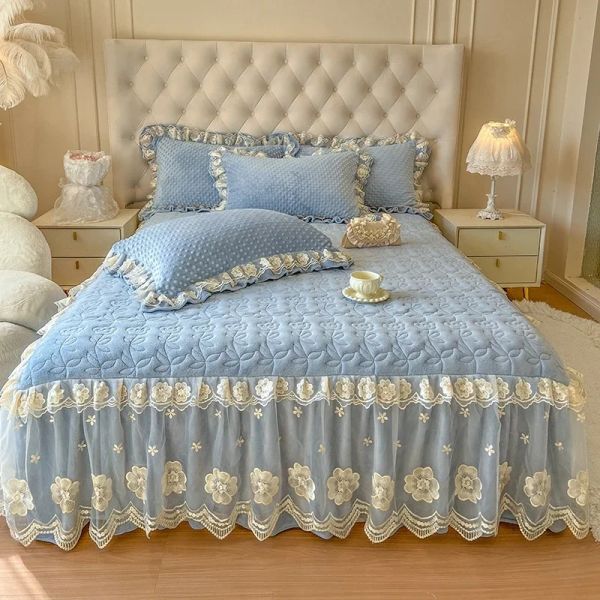 Cozy Winter Bedding Set with Wool Blend sheet and Fluffy Duvet Cover 90
