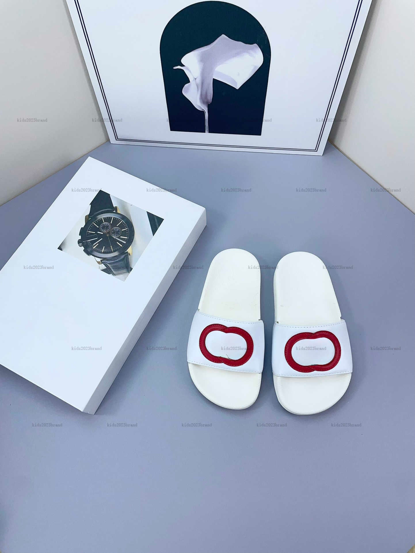 New kids slippers Cartoon printing baby shoes sizes 26-35 Including shoe box summer designer boys girls Sandals