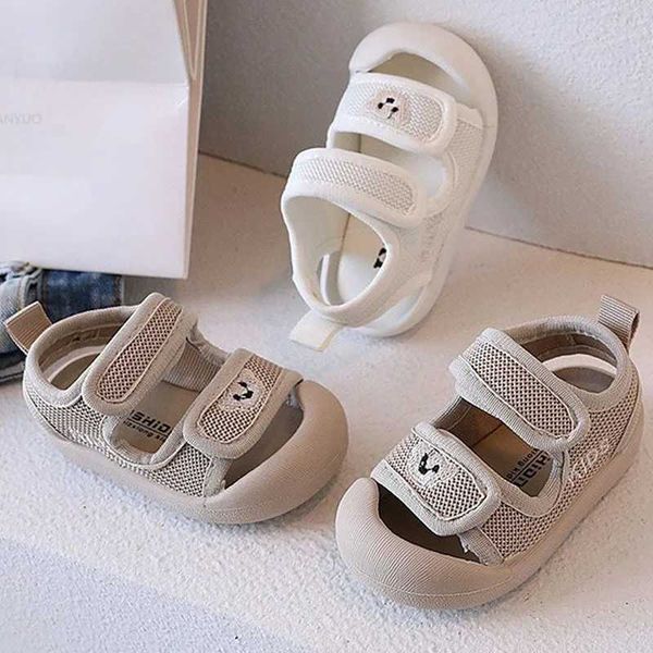 Summer Mesh Breathable Boys Beach Shoes Soft Sole Anti Slip Girls Baby Sports Sandal Cartoon Bear Head Embroidered Kids SandalsL240730