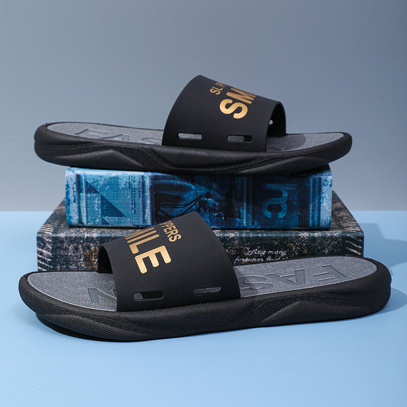 Brand New Men Casual Slippers Indoor Sandals Outdoor Beach Shoes Clogs Designer EVA Soft Bottom Summer Men Home Slippers