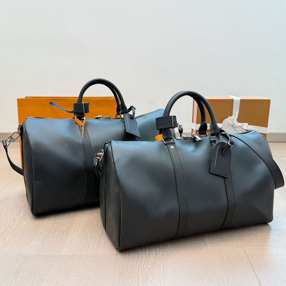 Designer Duffle Bag NFC chip Gym Travel Sport Real Leather Duffel Bags in 2 Sizes with Lock Large Capacity Weekender Storage Solution Yuki031