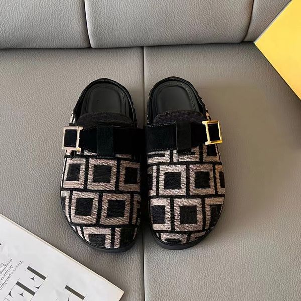 Slippers Furry Men Women Designer Sandals Slider Lady Fashion Wool Fur Fluffy Letters Slides Chestnut Black Brown Green Warm Platform Flip F