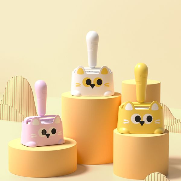 Adorable Cartoon Kitten Hair Removal Tool with Changeable Strips Perfect for Keeping Your Clothes Clean