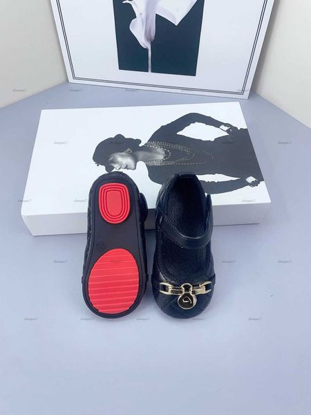 Top toddler Leather shoes Metal tag decoration baby shoes Size 21-28 Box Packaging kids sneakers infant walking shoe