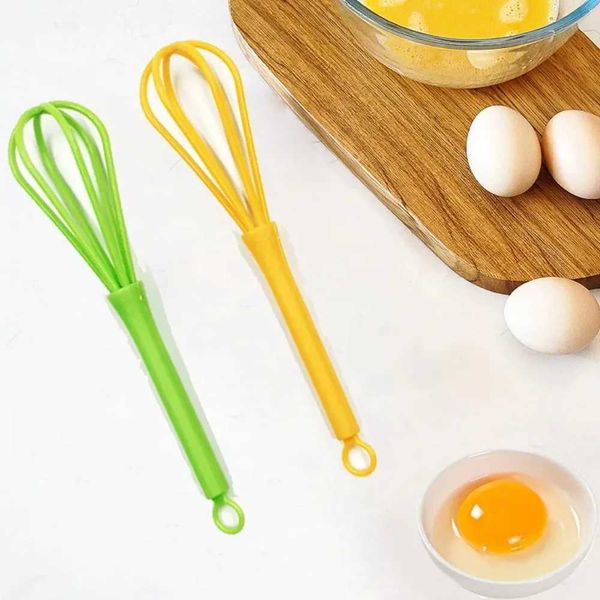 Kitchen Multi functional Rotating Manual Egg Blender Mini Plastic Kitchen Egg Baking Tool Egg Blender W241102