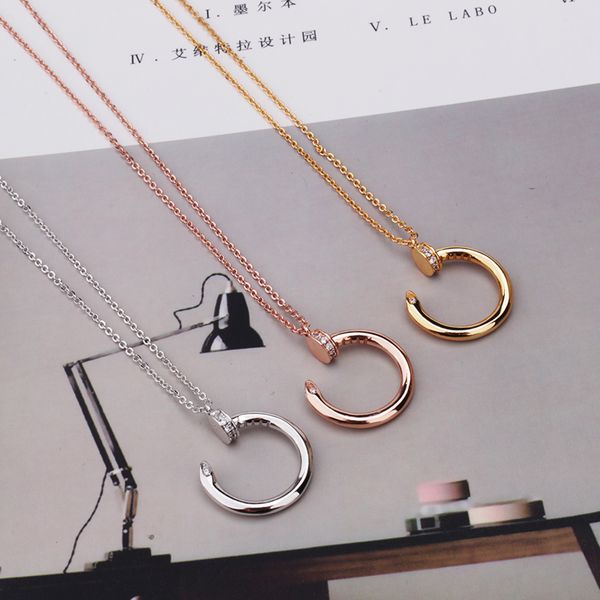 18K Gold Silver Unh Nail Diamond Jewelry Colares Link Link Jewellery Pingente Pingente Mulher Love Arrow Pedido para mulheres Define uma fes