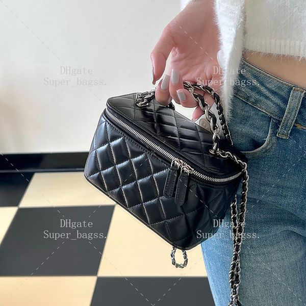 Designer Bag 10A Mirror Quality 17CM Makeup Bag Mini Tote Women&#039;s Carry-on Skew Straddle Bag Leather shoulder Bag Dinner Bag Box Bag YC