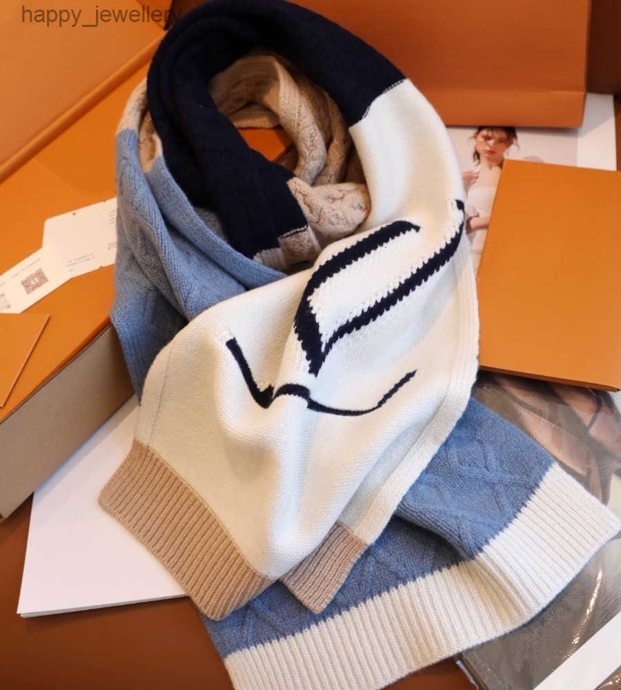 Designer % Cashmere Scarves Womens and mens Long Wraps Classic Plaid Women Man silk scarf warmth wintertime Scarf with brand box T250811