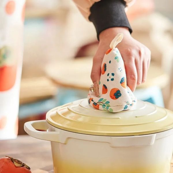 Kitchen Anti Scald Pot Lid Triangular Cap Cookware Pot Casserole Handle Sleeve Cover Household Bakeware Grips Oven Mitts 250106