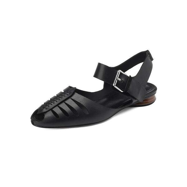 Full Grain Leather Superstar Hollow Style European Buckle Straps Summer Fashion Thick Low Heel Sandals Women