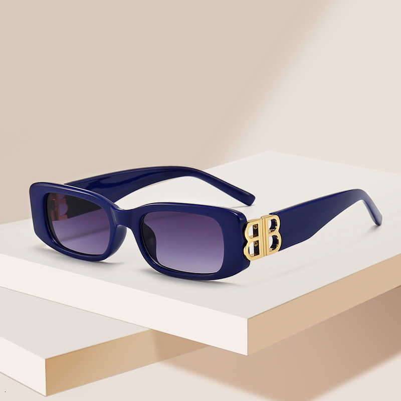 outdoor mirror New fashion sunglasses of B family Small frame women Anchor trend Versatile