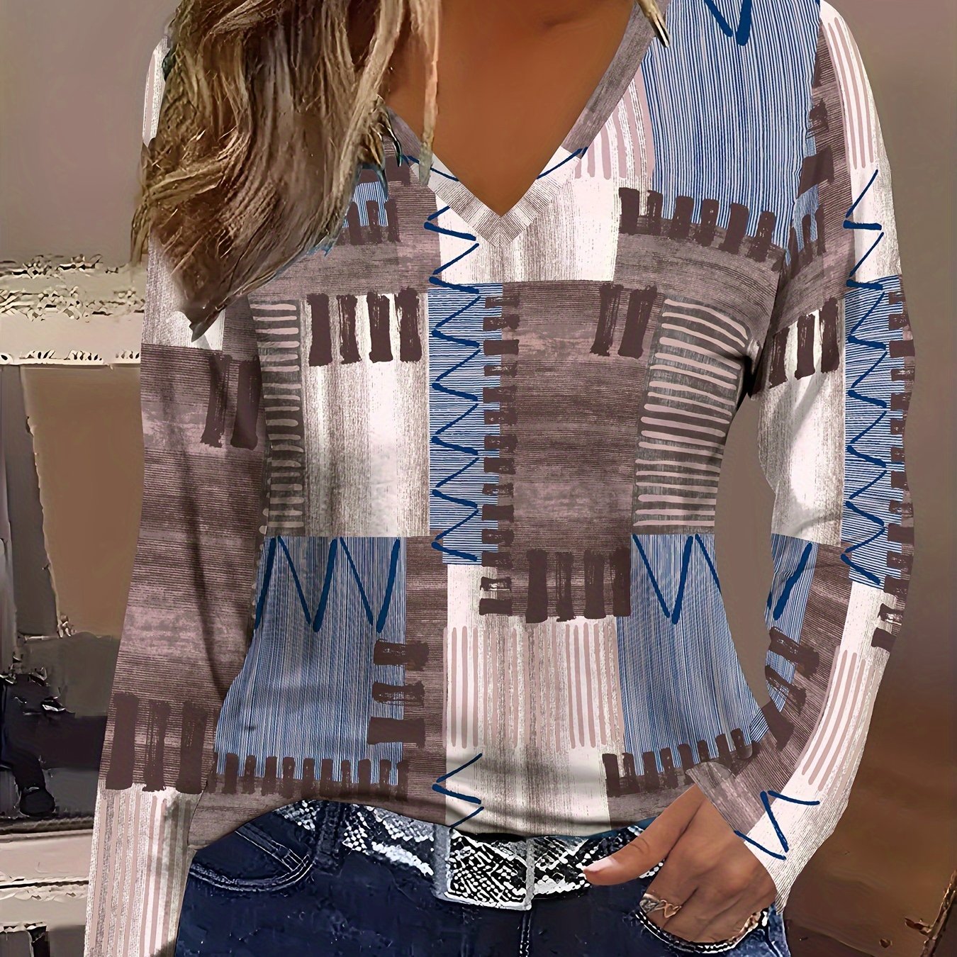 TEMU Women's Geometric Grid Print V-neck Long Sleeve T-shirt - Casual Elegant Contrast , Medium Washable Top For Casual Attire, Versatile Clothing,