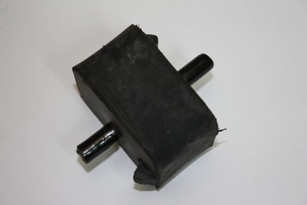 Mounting, manual transmission AUTOMEGA 130010310